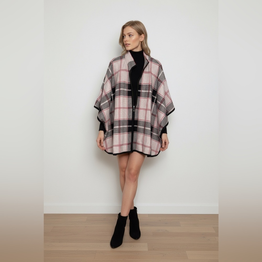 Nicole Miller Oversized Plaid‎ Preppy Cozy Cape Jacket Black, White, Pink 1X